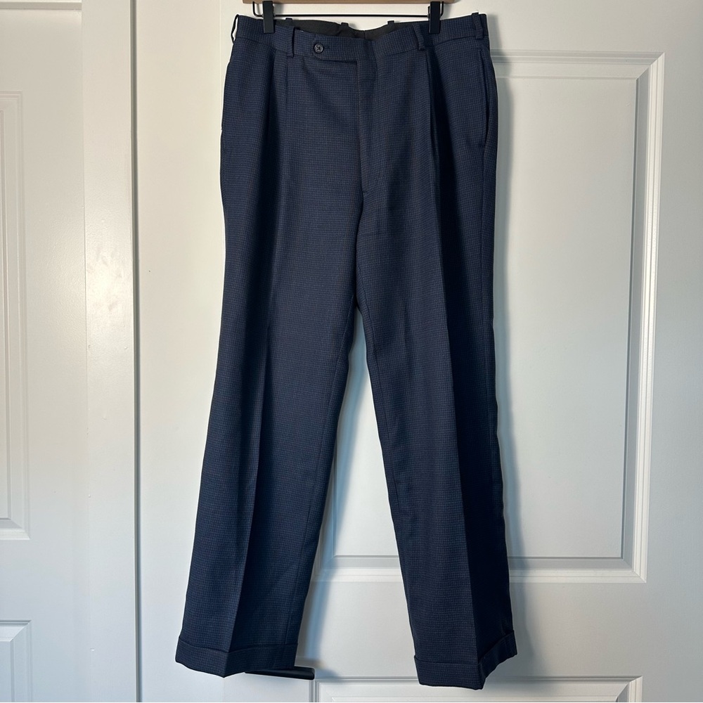 Cheltenham by Tom James (35x31) Deep Navy Blue Plaid Pleated Front Trouser Pants